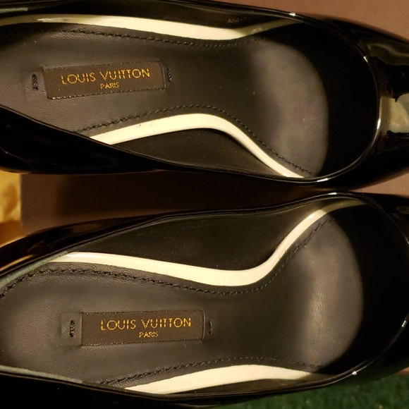 Louis Vuitton Eyeline Peep Open Toe Heel Pump 5.5 - Picture 9 of 10